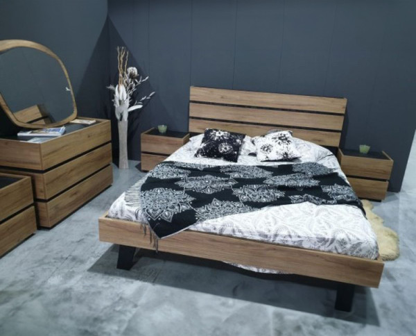 Wooden bed 1015